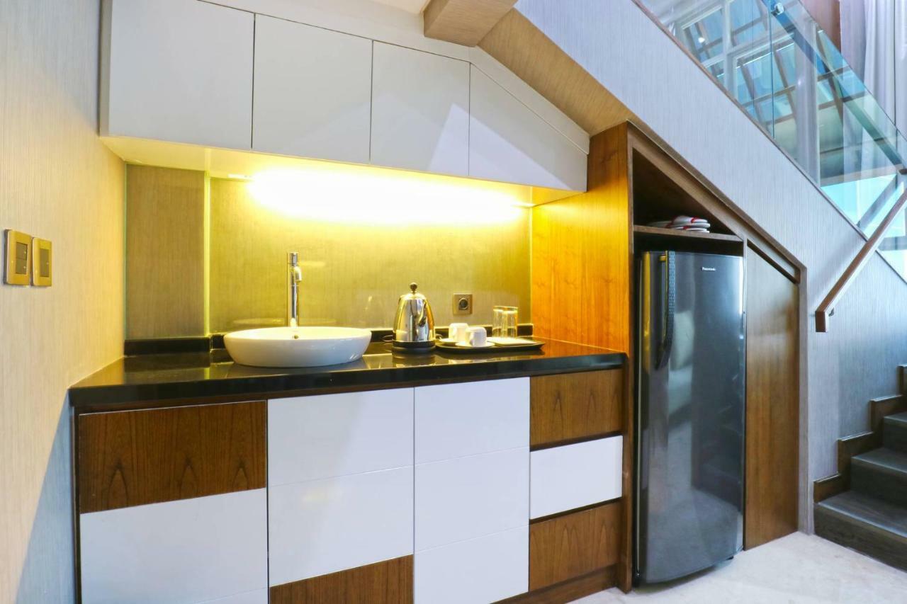 The Baile Hotell Jakarta Exteriör bild